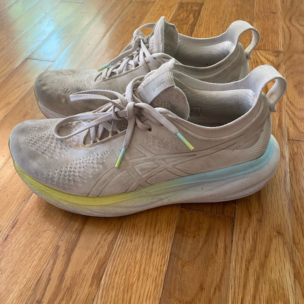 Asics Gel-Nimbus 25 Women's 9 White Athletic Sneakers Lace-Up Low Top Round Toe